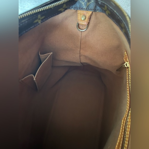 LOUIS VUITTON Monogram Cabas Mezzo Tote Bag - AUTHENTIC And BEAUTIFUL! - Picture 8 of 15
